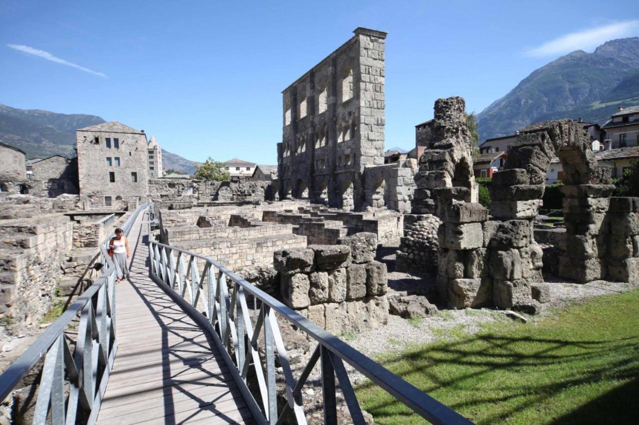 Casa Lucy Lejlighed Aosta Eksteriør billede
